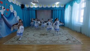 Ансамбль "Искорки" - "Зимушка-зима" - Серов