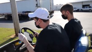 Я Открыл ресторан, где вам Платят за то, чтобы вы в нем питались