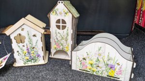 В Фикс Прайс садоводы разбирают Хосты, деревянные домики, бульонницы и длинные для уборки. Новинки