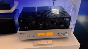 B&W 602 S2... "Creep" by Daniela Andrade