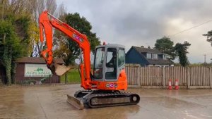 HITACHI EX50U TRACKED EXCAVATOR * ZERO SWING * C/W QUICK HITCH FOR SALE