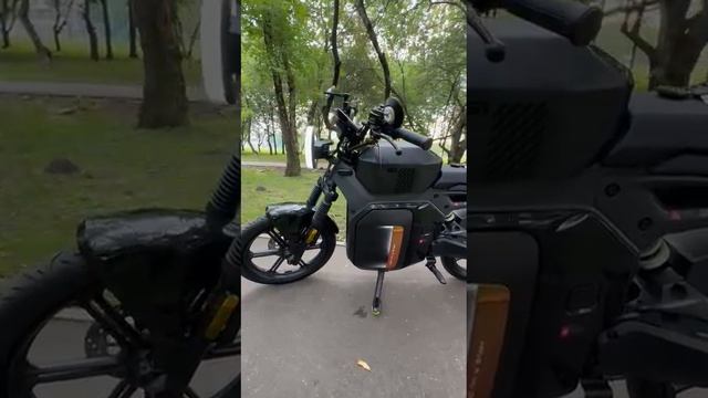 Электроскутер NIU SQi