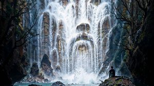 Illusion art "Waterfall"