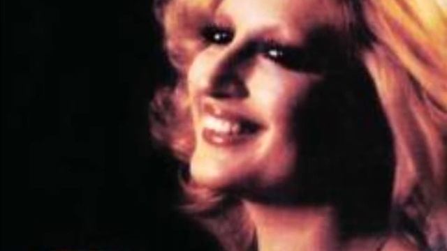 Cover de LO FARESTI, Mina смотреть онлайн