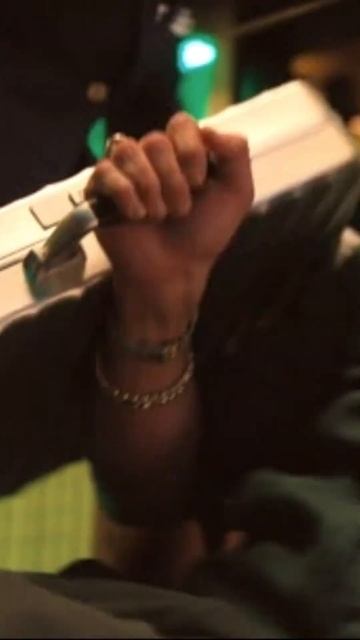 Встретились в поезде #shorts #шортс #поезд #кино #фильм смотреть онлайн