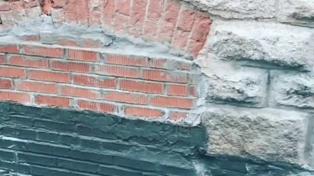 Видео из Челябинска с обнажившимся закопанным 1 этажом