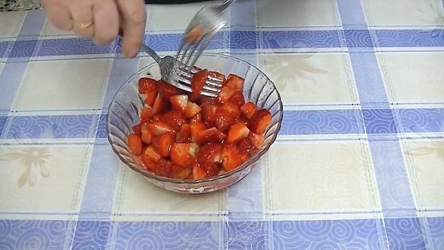 🍓 Fresas Maceradas en Vinagre y Azúcar | Receta de Cocina en Familia смотреть онлайн