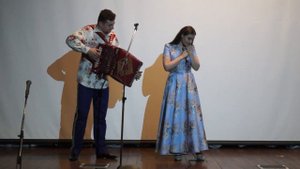 Поёт Марта Серебрякова. Аккомпанирует Святослав Шершуков. "Горит свечи огарочек"