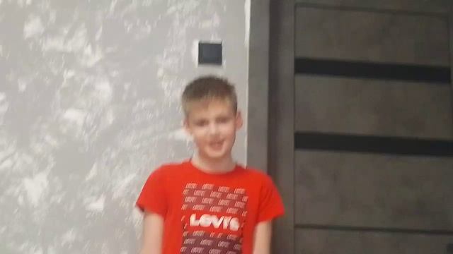 играем в игру с платоном ,,сожри или обосрись'' 2 часть смотреть онлайн