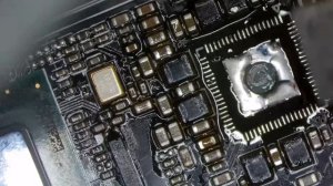 Почему никто не чинит китайские ноутбуки?