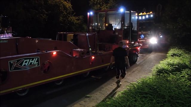 Schwertransport 400 Tonnen Etappe über die Schienen смотреть онлайн