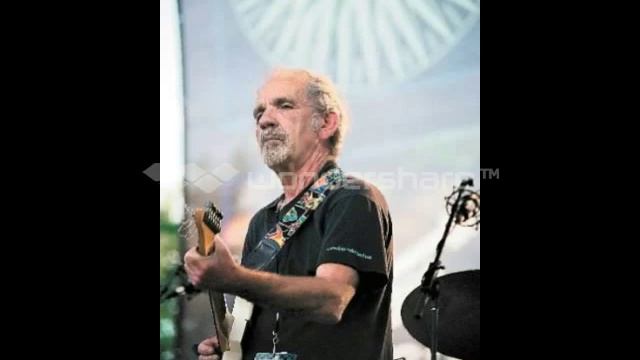 J.J. Cale - Perfect Woman смотреть онлайн