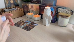 🤫 Узнаем  , что он думает о ВАС. Таро расклад