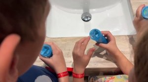 Распаковка игрушек от Мистера Биста.