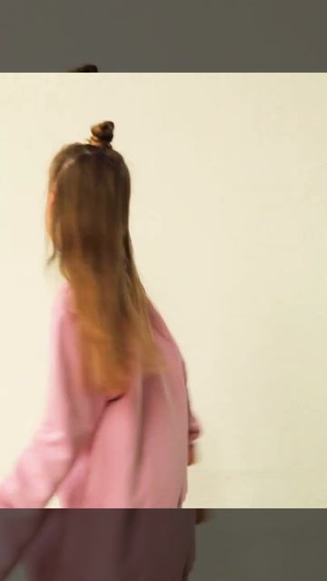 Свитшот детский "Левретки Vogue" розовый Barmariska смотреть онлайн