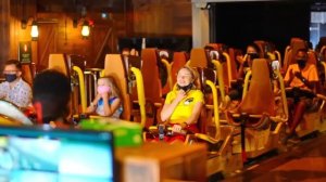 Диана и Рома -  Диана и Рома Выходные в парке Ferrari World в Абу-Даби