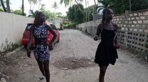 КЕНИЙСКАЯ ЖИЗНЬ АФРИКАНКИ ШОУ БИГ ТРИ / ПОДРУГА КАТРИН