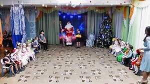 Первый новогодний утренник в детском саду. Ясли