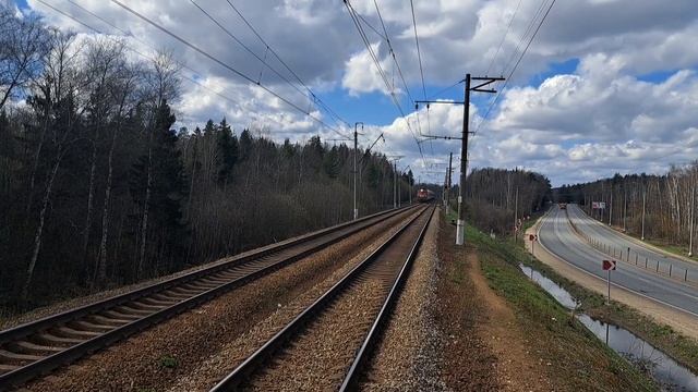 Новый Электропоезд "ЭГЭ2ТВ-025 Иволга 4.0". Перегонка! Железнодорожная станция Манихино 1. О.п 50км смотреть онлайн