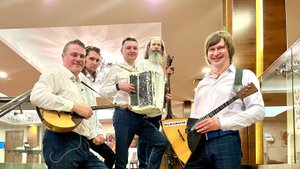 Седая ночь(кавер на балалайках!)