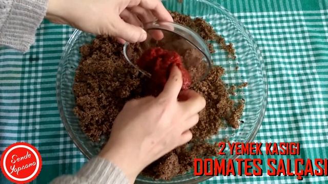 Hazır Tadında Ev Yapımı Etsiz Çiğ Köfte Tarifi
