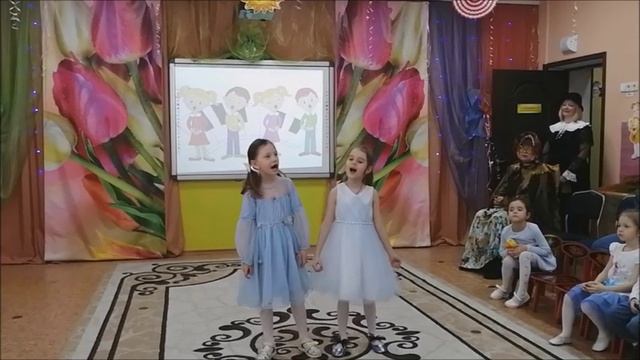 Влог/Фунчоза с морепродуктами/Ура! У нас открыли пятёрочку/Немного рабочей обстановки/Сырники/ смотреть онлайн