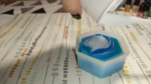 Шкатулка из эпоксидной смолы