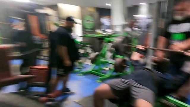 2021 World Powerlifting Championships 4 weeks out...Chest.