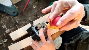 KIA RIO X-LINE Замок багажника Замена шестиренки