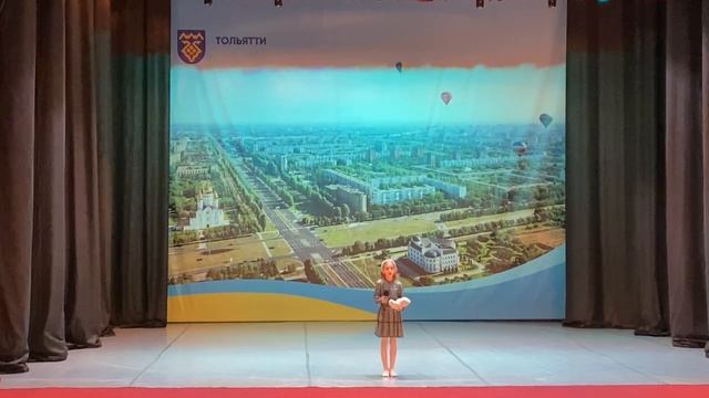 2025 Величко Арсения Девочка из фильма, сл. и муз. А.Петряшевой