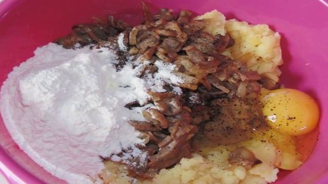 Картофельные лепешки с шампиньонами