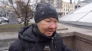 бомжи целуются