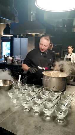 Быстрое мороженое на жидком азоте