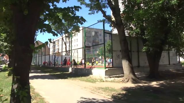 У Хмельницькому відкрили ще один спортивний майданчик. смотреть онлайн