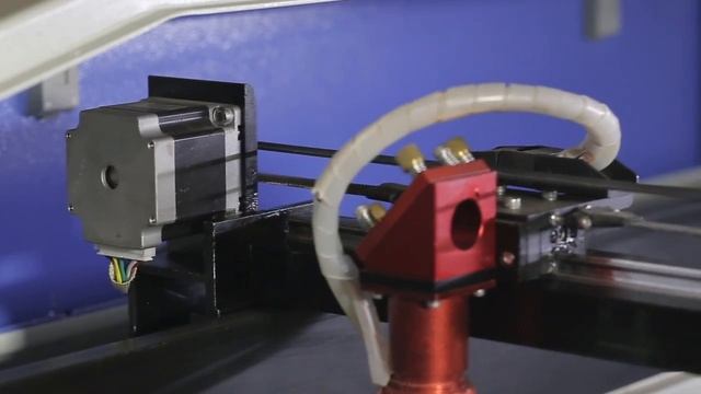 DIRTEC 1390 — раскрой фанеры 8 и 10 мм на лазере. Лазерный станок с ЧПУ
