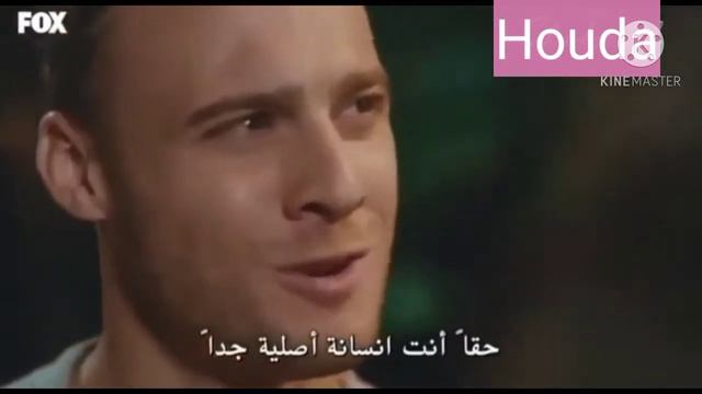 سركان يلاحظ الفرق بين إيدا و سلين 😇Serkan, Ida ile Celine arasındaki farkı not ediyor смотреть онлайн