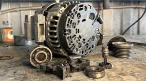 Ремонт генератора Bosch, BMW. Замена регулятора, колец, подшипников и шкива