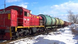 Тепловоз ТГМ4-2609 с 6-ю грузовыми вагонами