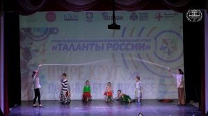 Цирковая студия "Асин цирк".
Номер со скакалкой