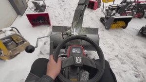 От первого лица райдер Husqvarna R 316 TX AWD