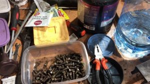 Урал м67.9-36 1984г.в.(одиночка гаи)
2 часть,подготовка болтов и гаек к цинкованию.