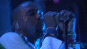 Kanye West - Flashing Lights (Live from Coachella 2011)