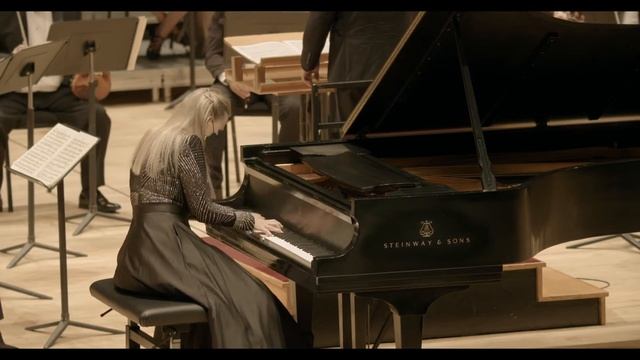 Liszt: Totentanz for Piano and Orchestra смотреть онлайн