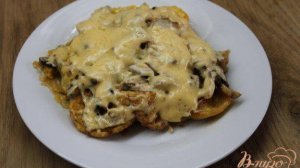Куриная отбивная в сырной панировке с грибами
