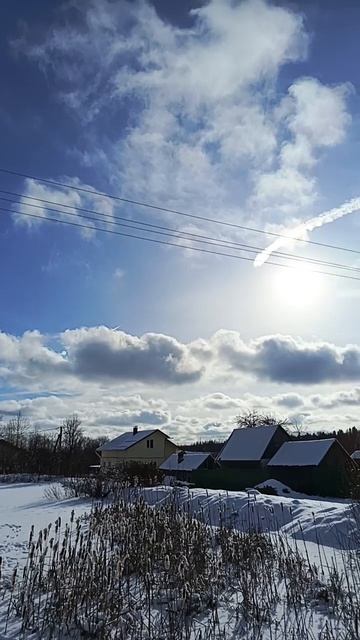 Шикарный денек. Очередная прогулка по деревне. смотреть онлайн