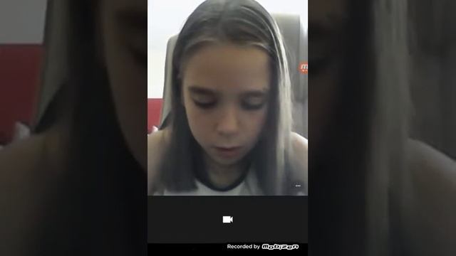 Подвеска на цепочку или браслет из ниток смотреть онлайн