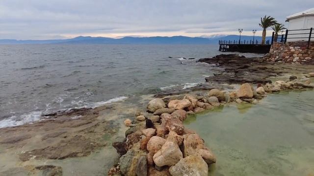 Целебные, сероводородные и горячие источники вулкана на острове Эвия