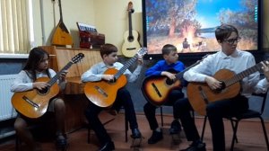 Ансамбль гитаристов: Волошкина Анастасия, Терентьев Александр, Палкин Иван, Антонов Егор.