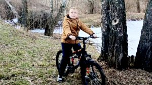 группа Рок-ТуСа - Лягушонок, смотрящий в небо.