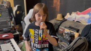 КАШТАНОВ СЕМЁН «ЛУНА» (cover София Ротару)